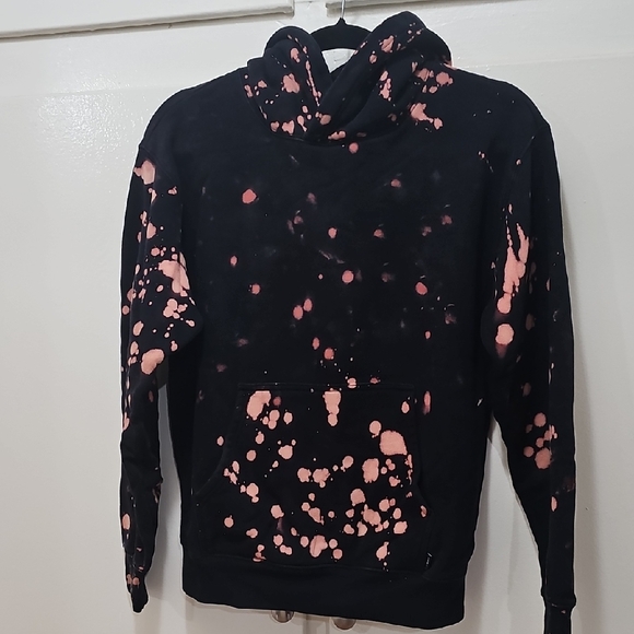 Tna Hoodie - Picture 1 of 4